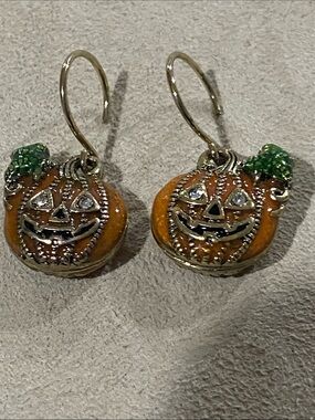 Napier Pumpkin Jack-O'-Lantern Drop Earrings - Orange Green Gold
